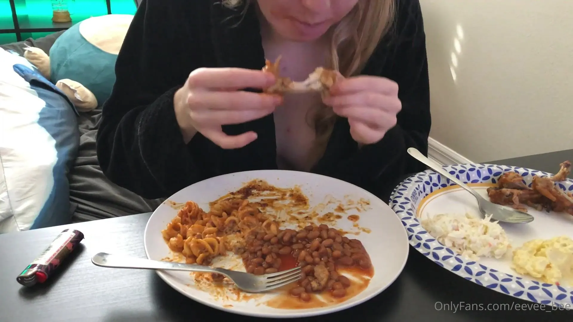 eevee bee just ate a huge chicken wing meal in 10 min should i do more of these xxx onlyfans porn video