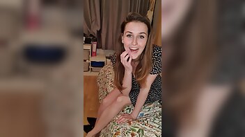 sophiatruee HAVE YOU BEEN HIDING YOUR FETISH FROM ME YOU HAVE A FOOT FETISH I knew you did. When yo xxx onlyfans porn video