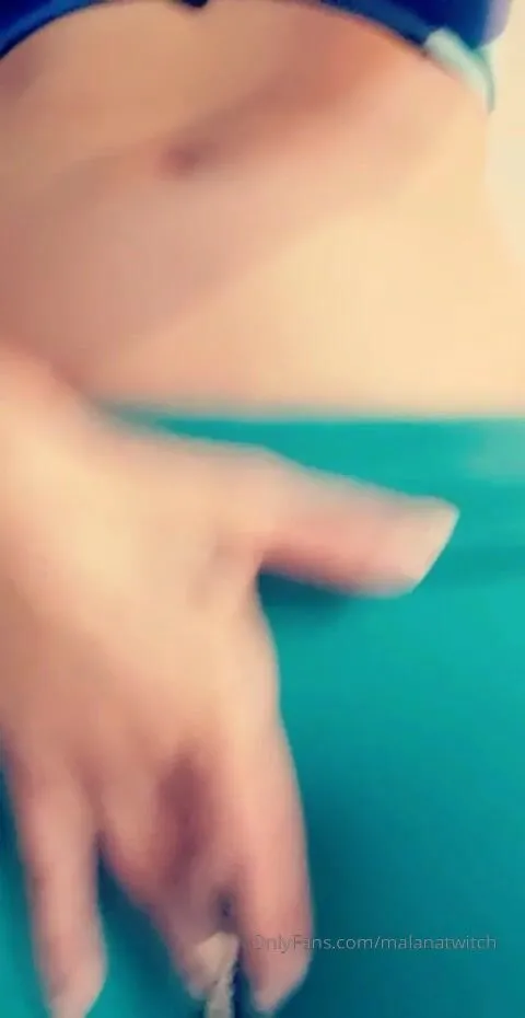 lananextdoor Taking off my really tight sports bra xxx onlyfans porn video