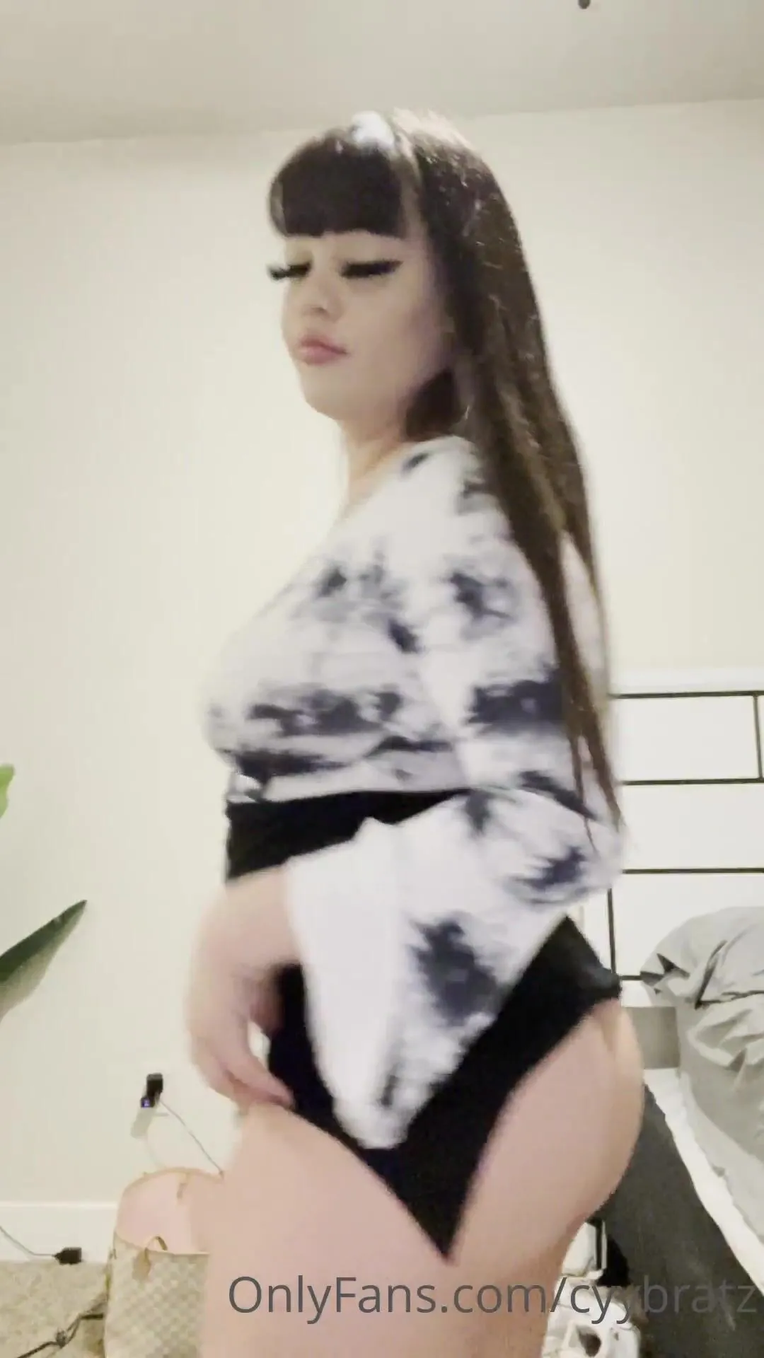 mariesmilk About to go to the club would you dance w/ me xxx onlyfans porn video