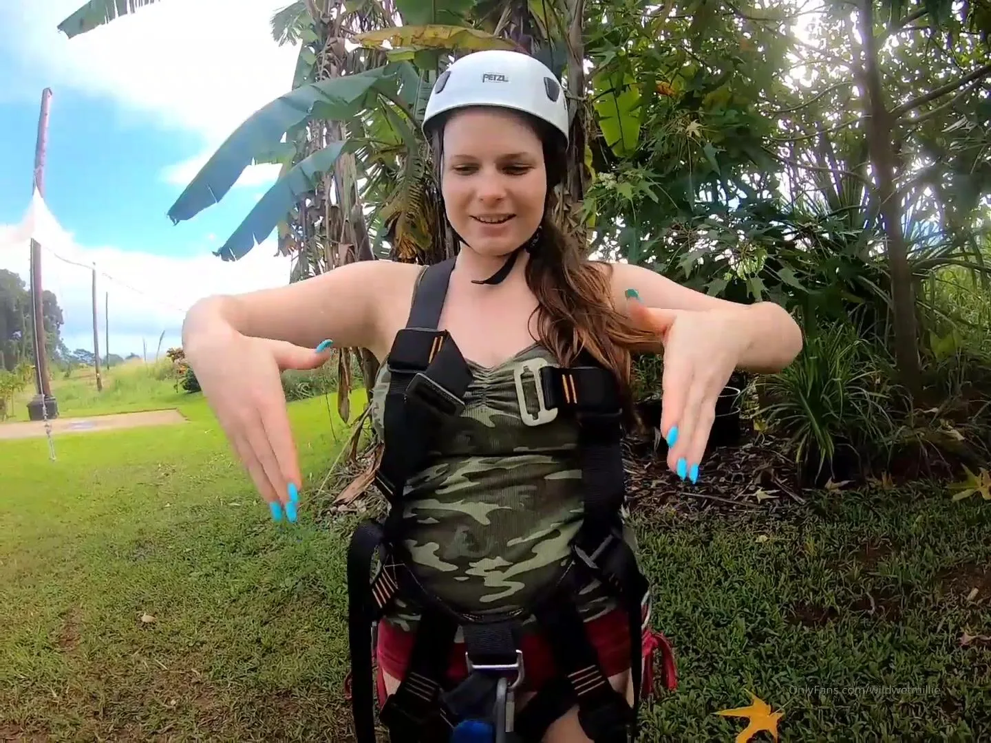 wildwetmillie ziplining in hawaii it was my first time ever ziplining so i was a little scared but it w xxx onlyfans porn video