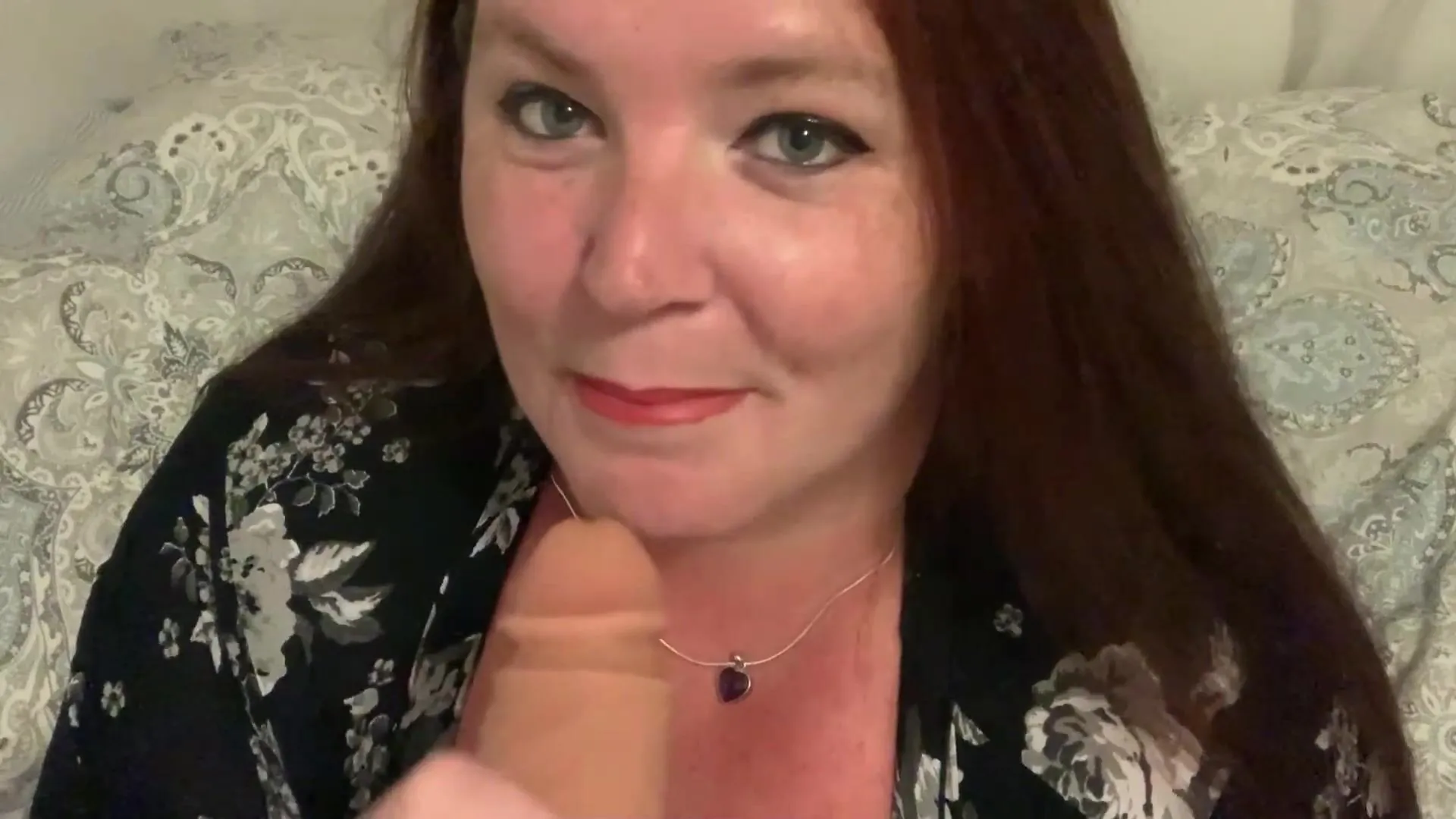 Tittievixen69  Milf Seduces Daughters Boyfriend