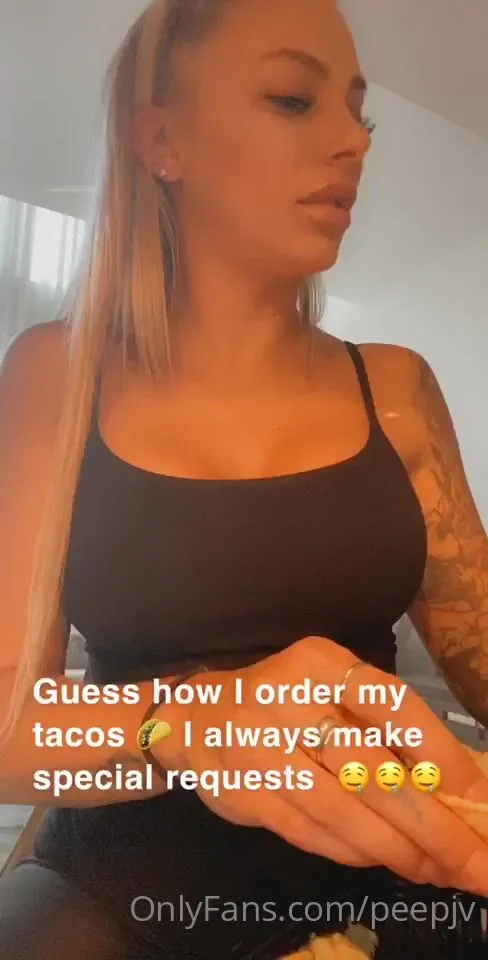 peepjv guess right in the comments below win a naked taco dinner skype date w/ me xxx onlyfans porn videos
