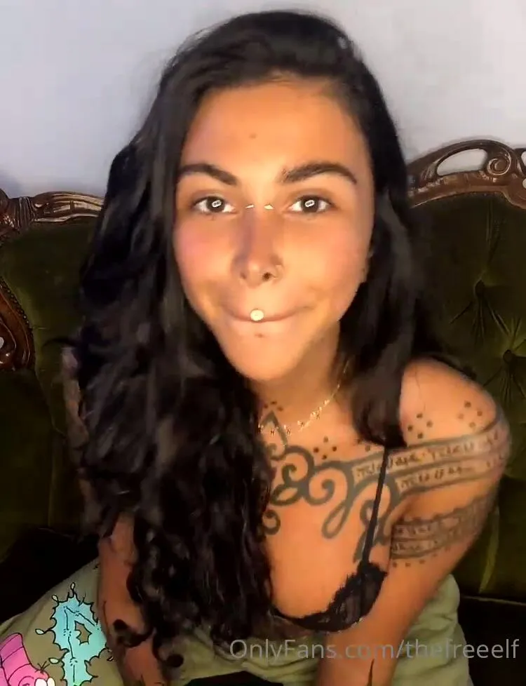 thefreeelf if you haven t tried a split tongue oh boy you re missing a lot xxx onlyfans porn videos