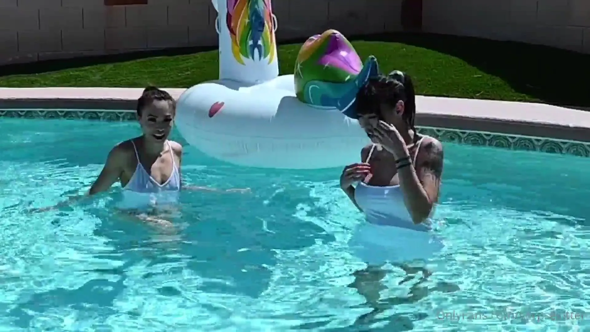 Korpsekitten Had An Awesome Time Meeting Natashaty9 We Splashed Around In The Pool & Then Got Even xxx onlyfans porn videos