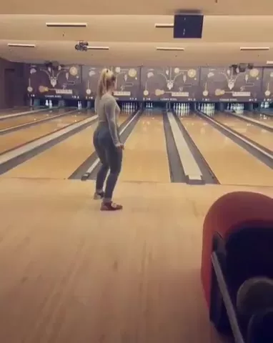 AJ Applegate throws a bowling ball premium free cam snapchat & manyvids porn videos
