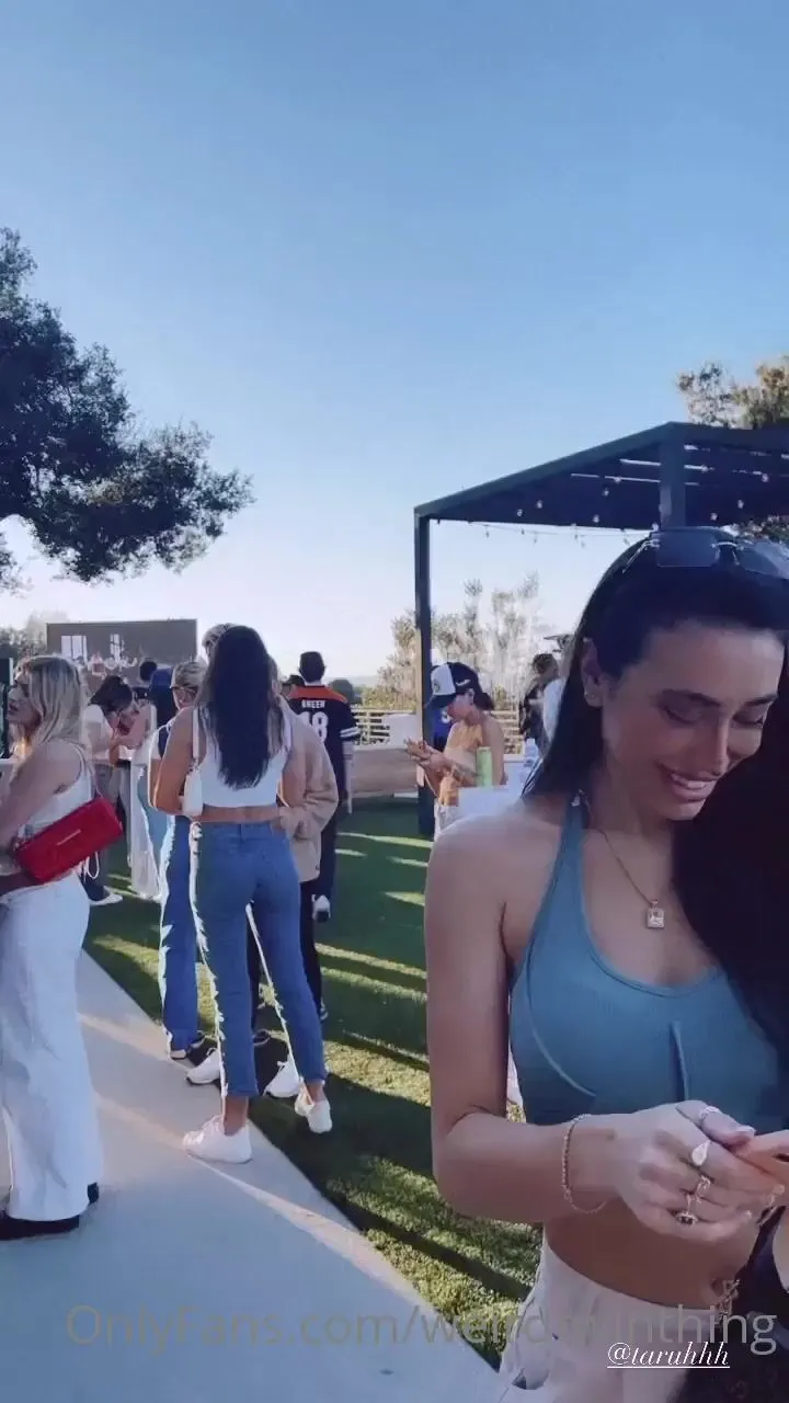 weirdtwinthing such a fun super bowl this year what did you get into tashie999 billiondollar xxx onlyfans porn videos