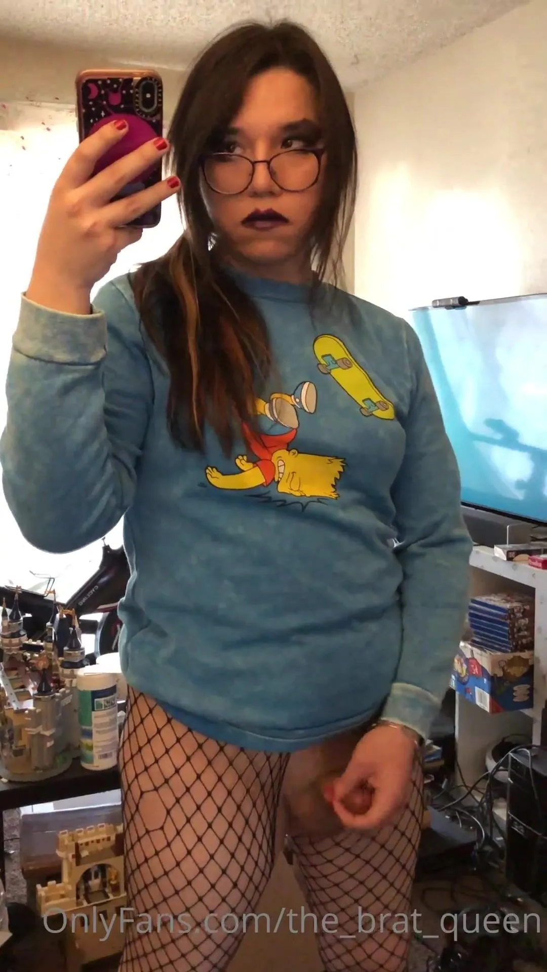 the brat queen happy saturday here s a little clip & pic i never used for anything feel free to xxx onlyfans porn videos