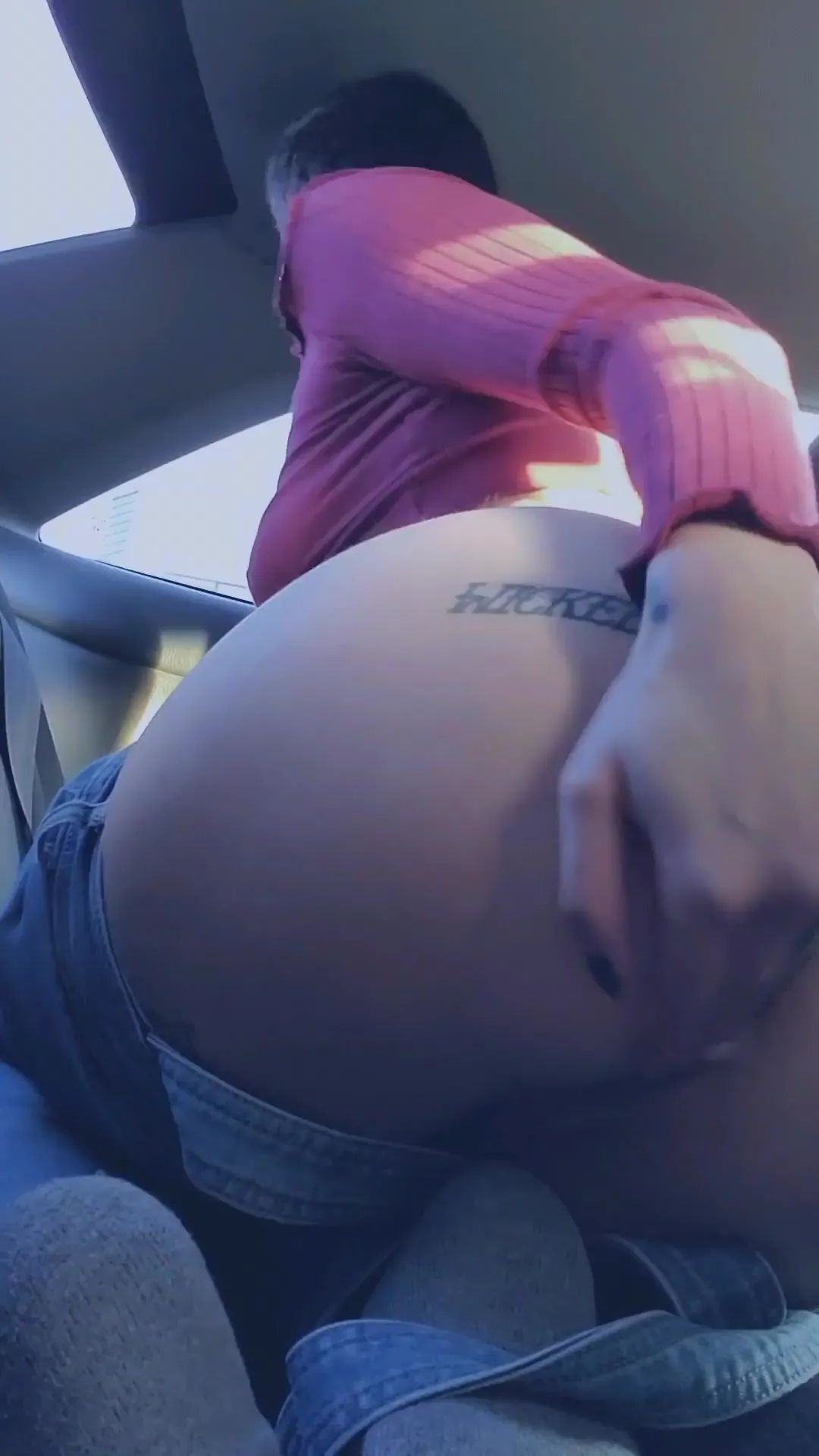 Littlespittle Unedited Anal Stretching In The Backseat Of My Car Right Outside My Day Job Had To Stop xxx onlyfans porn videos