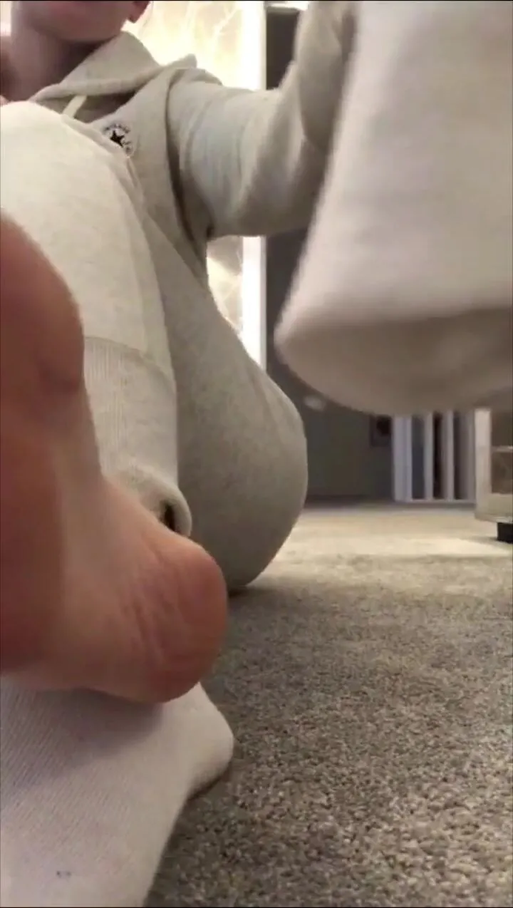Eva Rose Feet Imagine How Smelly My Sexy Barefeet Smell After A Long Gym Session One Lucky Fan Has Thes xxx onlyfans porn videos