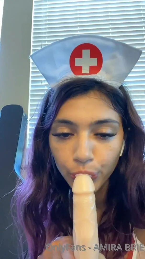 AMIRA BRIE NAUGHTY NURSE DILDO RIDE