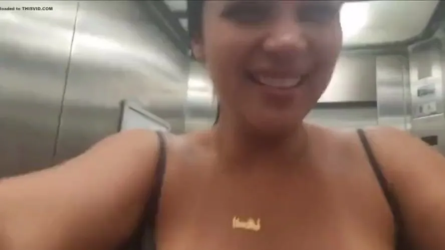 Scarlet squirt in lift