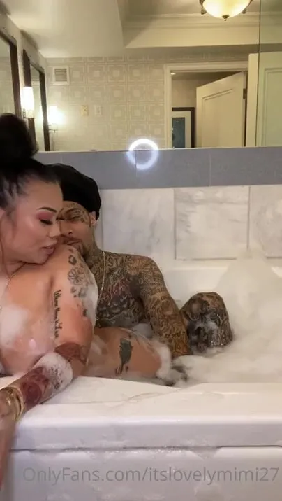 Mimi Ryder - tub sex