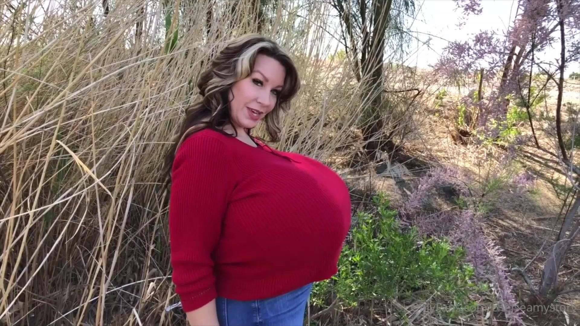 Chelsea charms in red