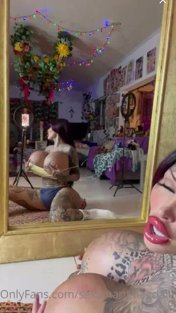 MadTittys Lounge