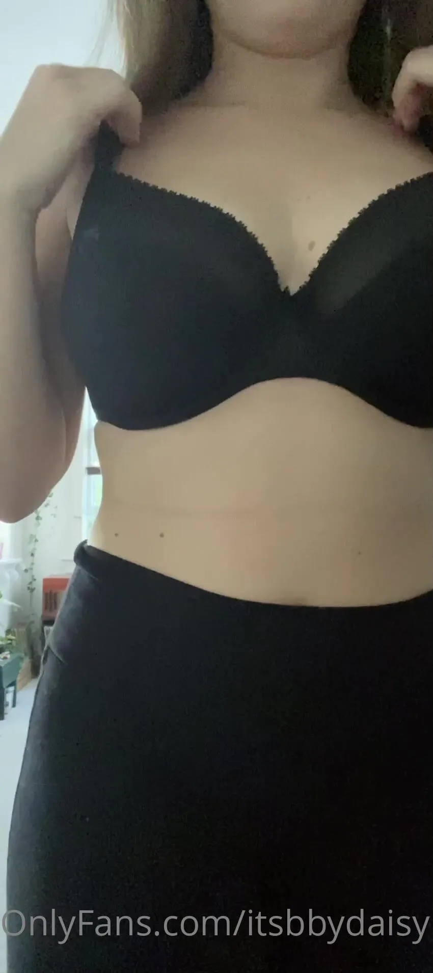 itsbbydaisy I know you love it when I take my top off ) xxx onlyfans porn videos