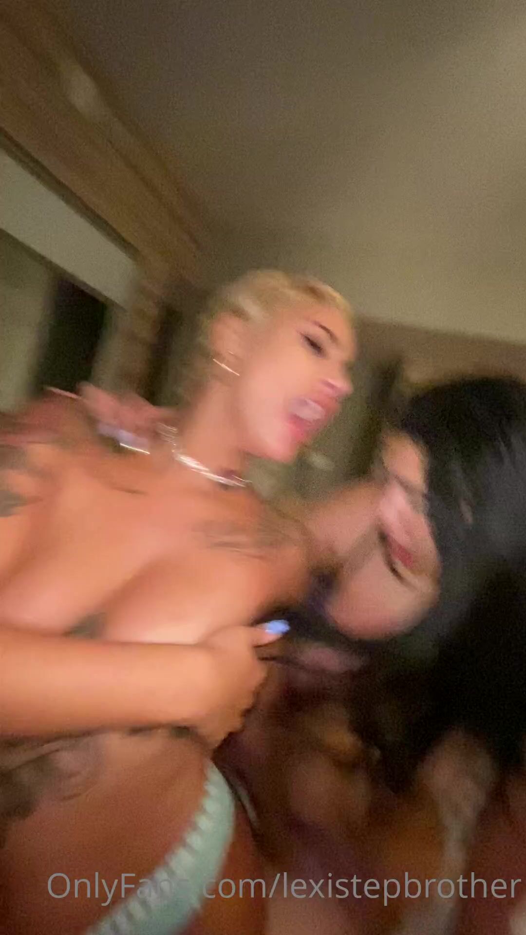 Ilovetinder @angelbaby1998 pussy wasnt enough, needed some more xxx  onlyfans porn videos