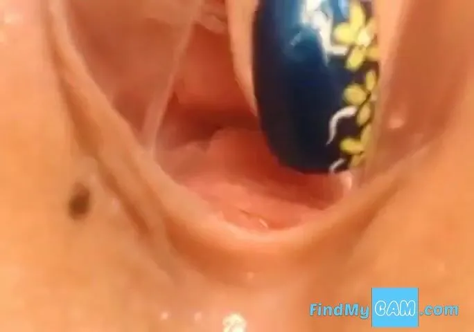 Axetone - pussy close up and speculum