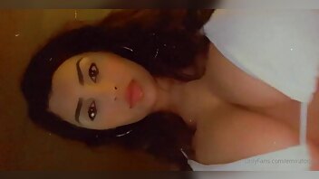 emirafoods hi honeybear, would you like me in white feeling on myself xxx onlyfans porn videos