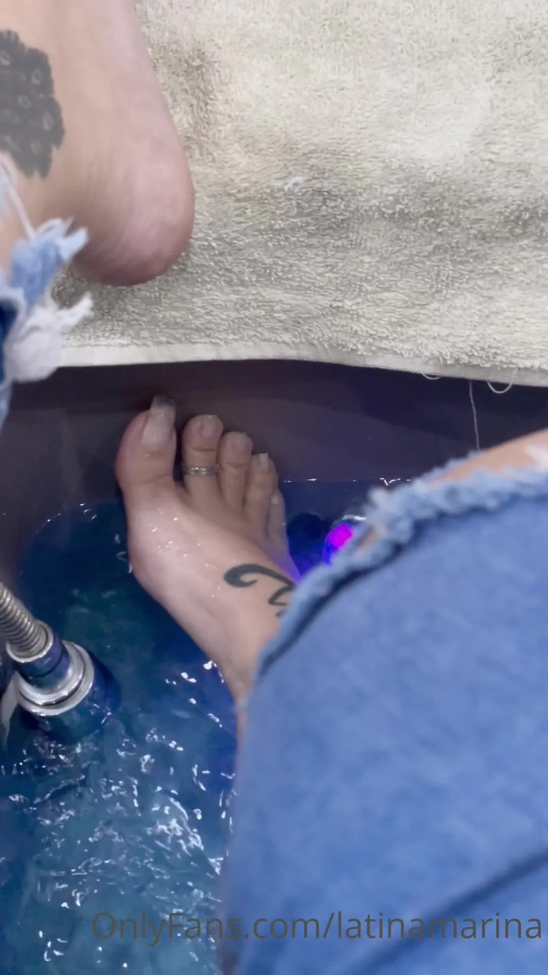 latinamarina nude toenails the water look pretty the nail tech said have very nice feet xxx onlyfans porn videos