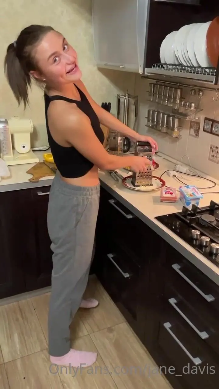 jane_davis do you already know that i just love cooking do you want to sponsor my new culinary mas xxx onlyfans porn videos