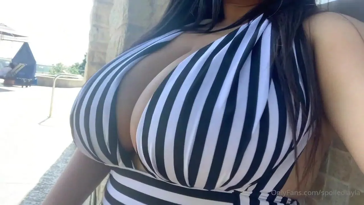 lailathebrat you like my shades xxx onlyfans porn videos
