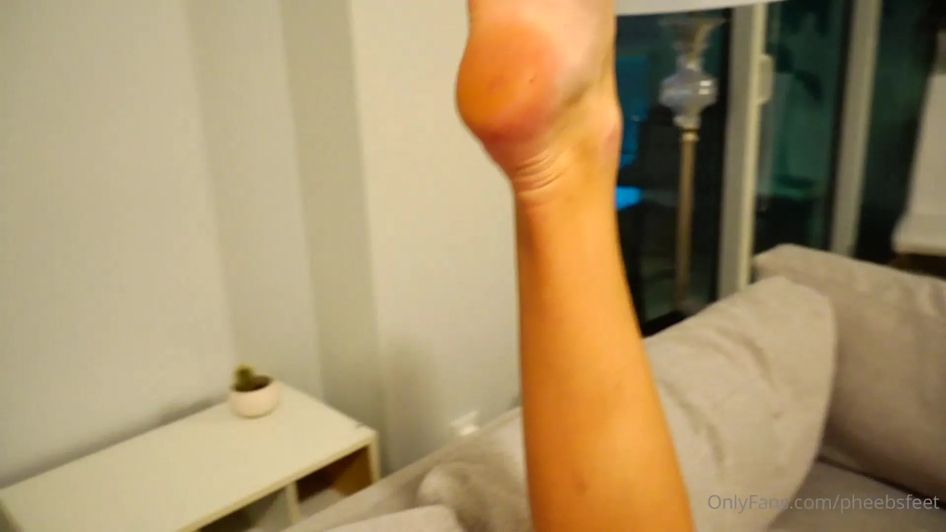 pheebsfeet minute behind the scenes video look all that cash and those soft supple soles xxx onlyfans porn videos