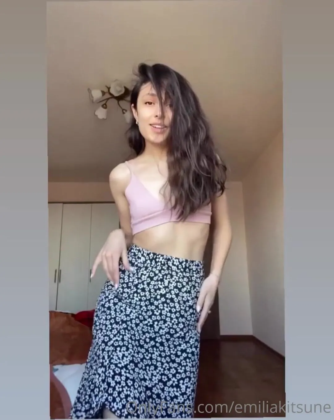 onlyemiliaa you want give you private dance xxx onlyfans porn videos