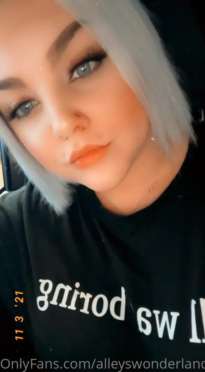 alleyswonderland y’all i just got my nose pierced tonight and i’m obsessed do you like it xxx onlyfans porn videos