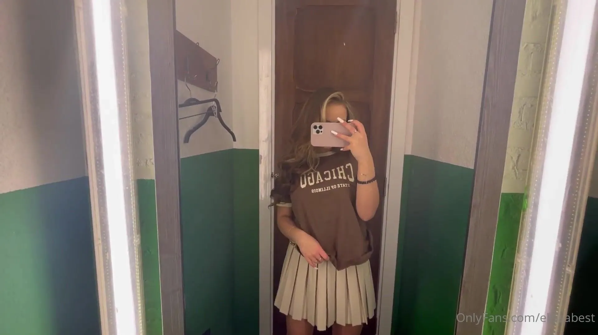 elissabest would you like_to go to the fitting room_ with me and do something forbidden❓ i'm xxx onlyfans porn videos