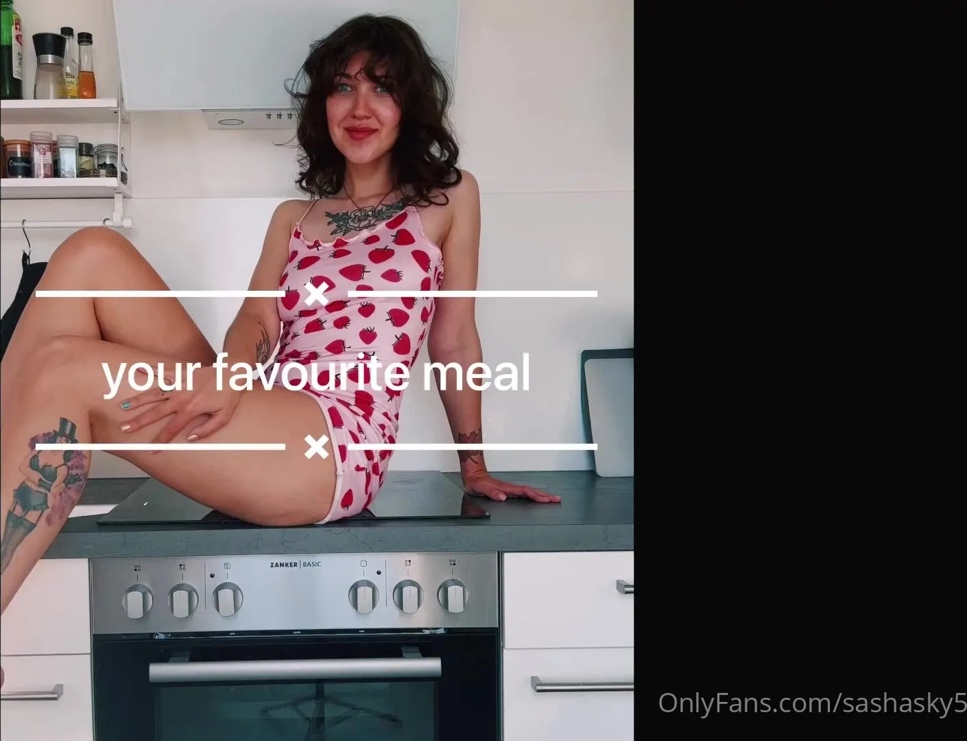 sashasky5 are you lucky your girlfriend greets you the kitchen every morning like this xxx onlyfans porn videos