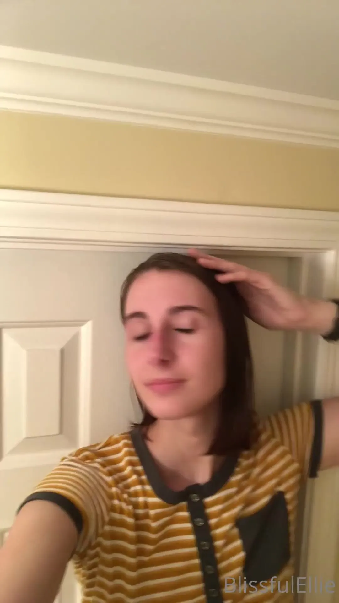 blissfulellie the ceiling is pretty low at my families house xxx onlyfans porn videos