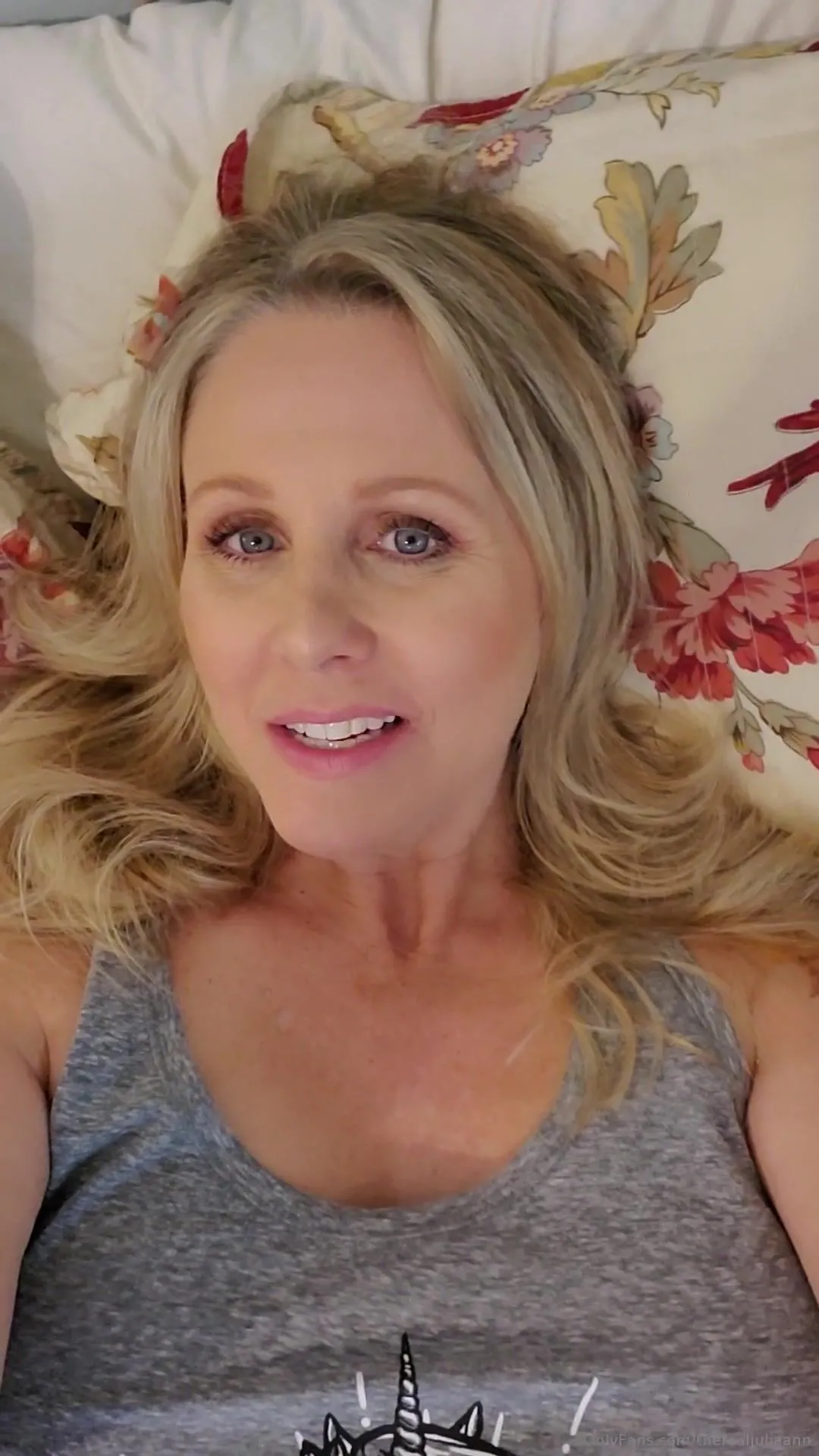 therealjuliaann xxx onlyfans porn videos
