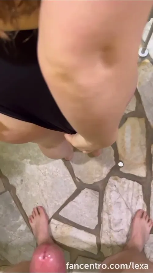 Lexa fucking in changing cabine