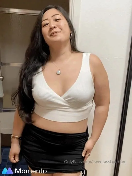 sweetassbunbun I’m always having adjust clothes after talking you Tip this post for special onlyfans porn video xxx