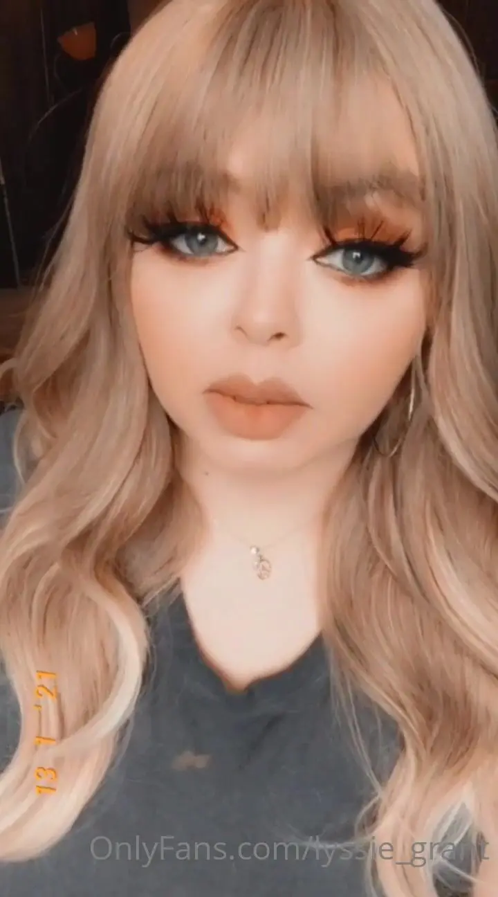 lyssie grant rant about getting the wrong sex toy the mail but w/ happy ending beautiful onlyfans porn video xxx