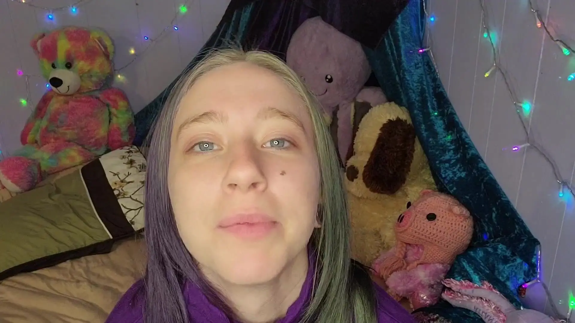 Misskittylyn - Coworker Begs To Suck Your Dick All Day