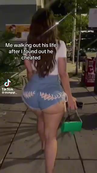 Damn that ass fat Blahgigi