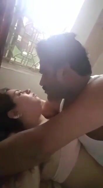 Indian wife fucked in missionary