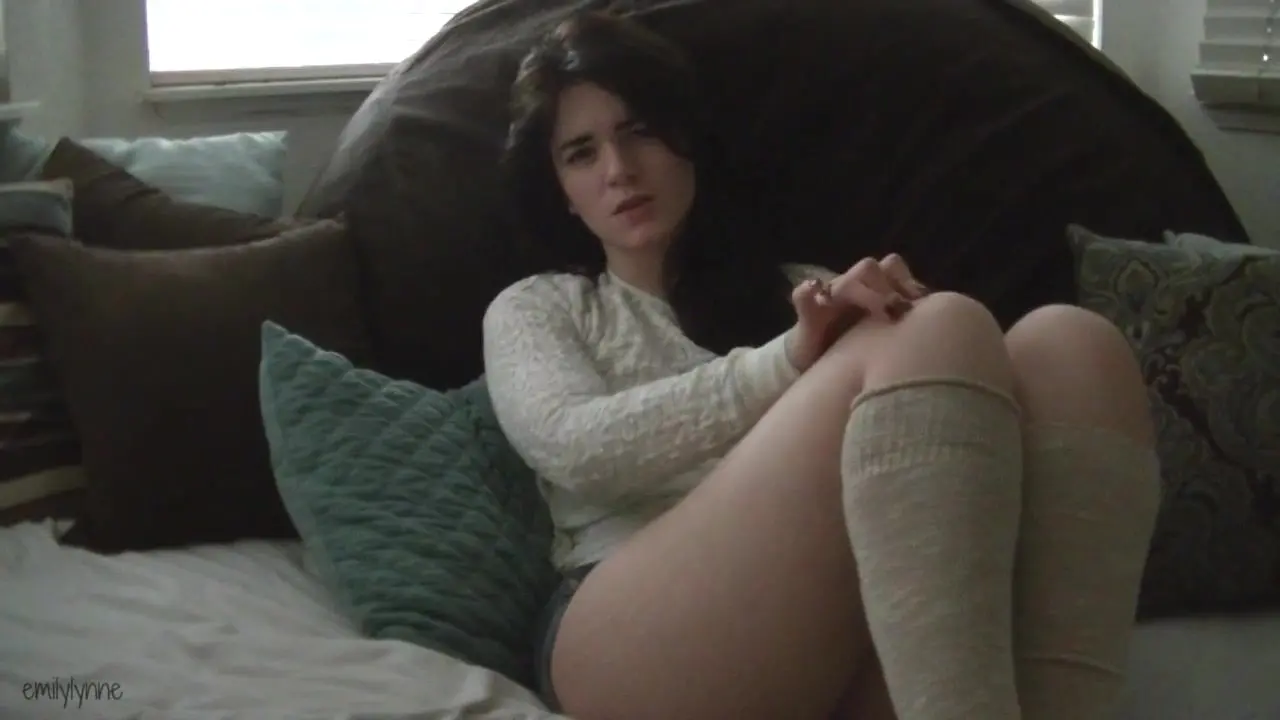 Emily Lynne Sexy TEEN JOI