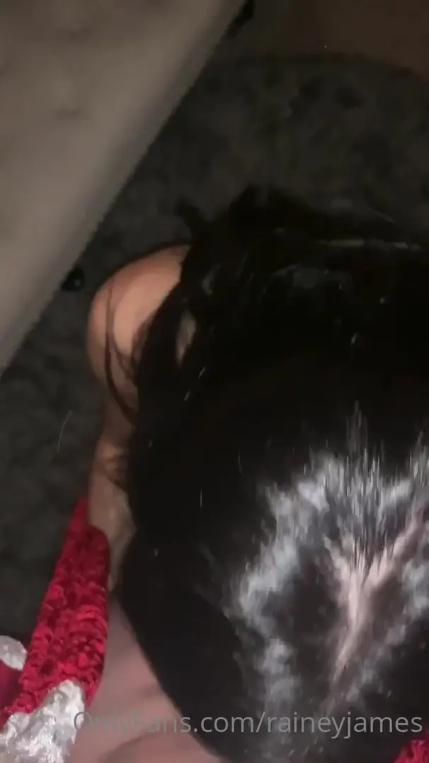 Rainey James - Santa Blowjob with Cum in Mouth CIM