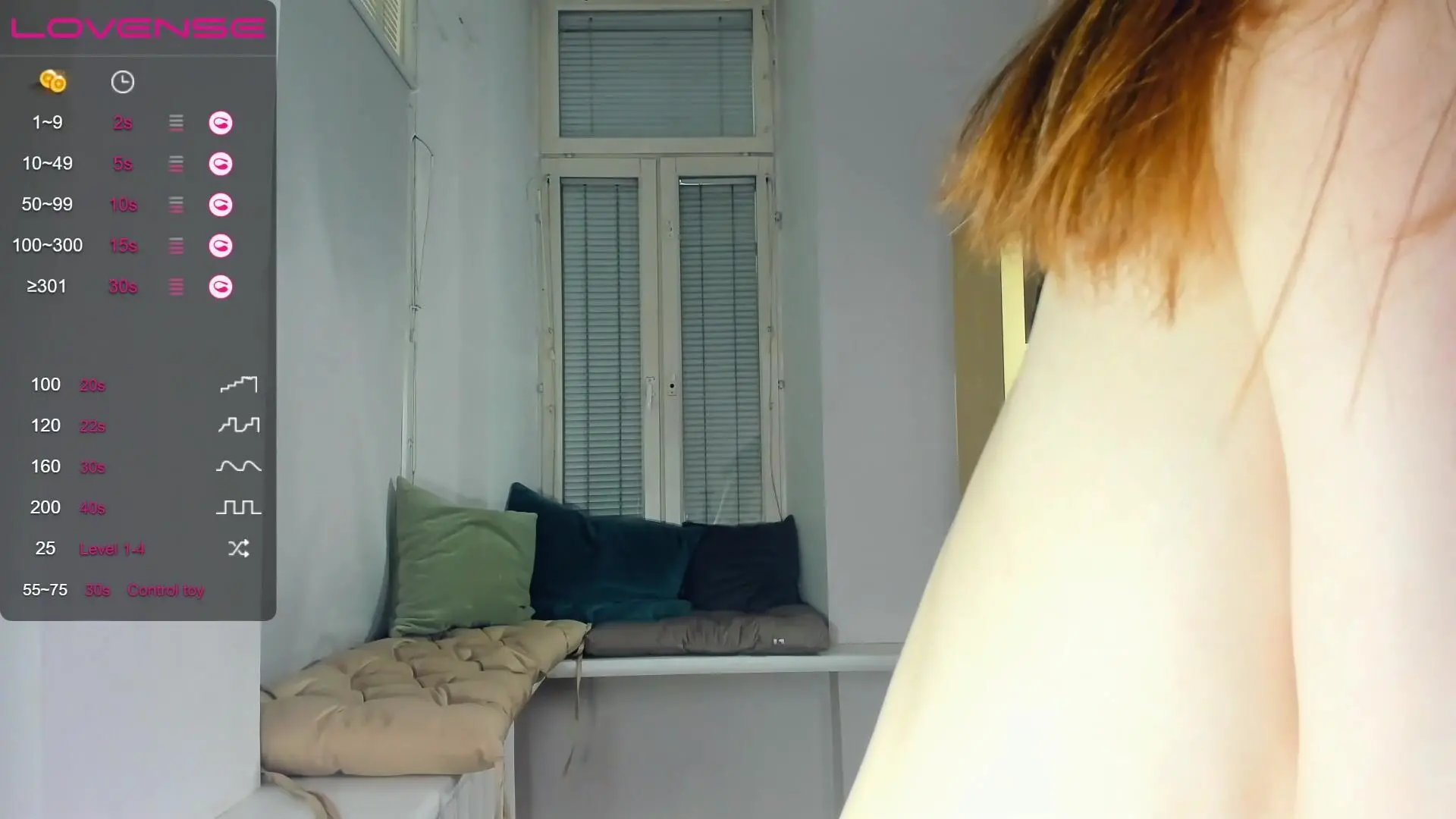 alice_caprice 2023-08-01 0939 topless, fingering in panty!!