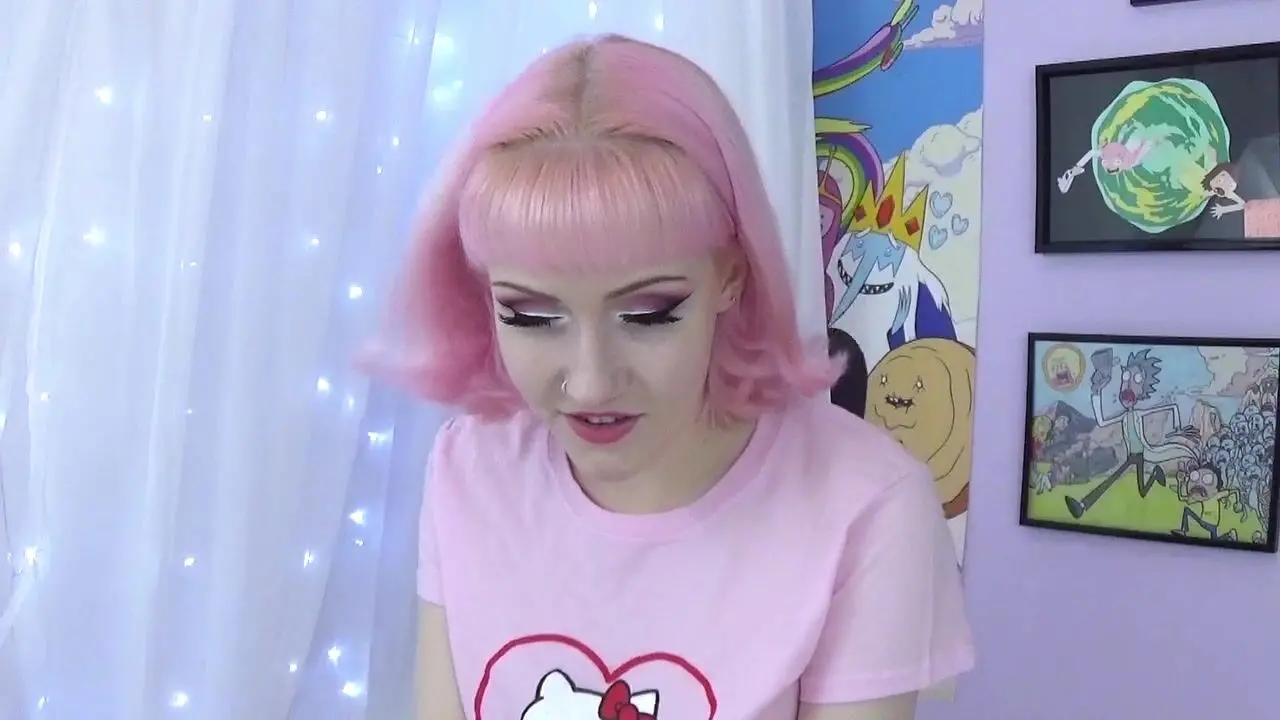 Evie Rees_Step Sis loves Hentai Part-1
