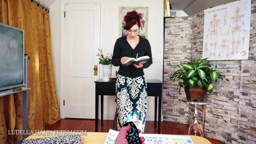 Ludella Hahn BE