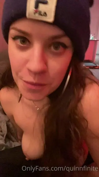 Quinn Finite AKA Charlee Nude Vibrator Masturbation Onlyfans Porn Video
