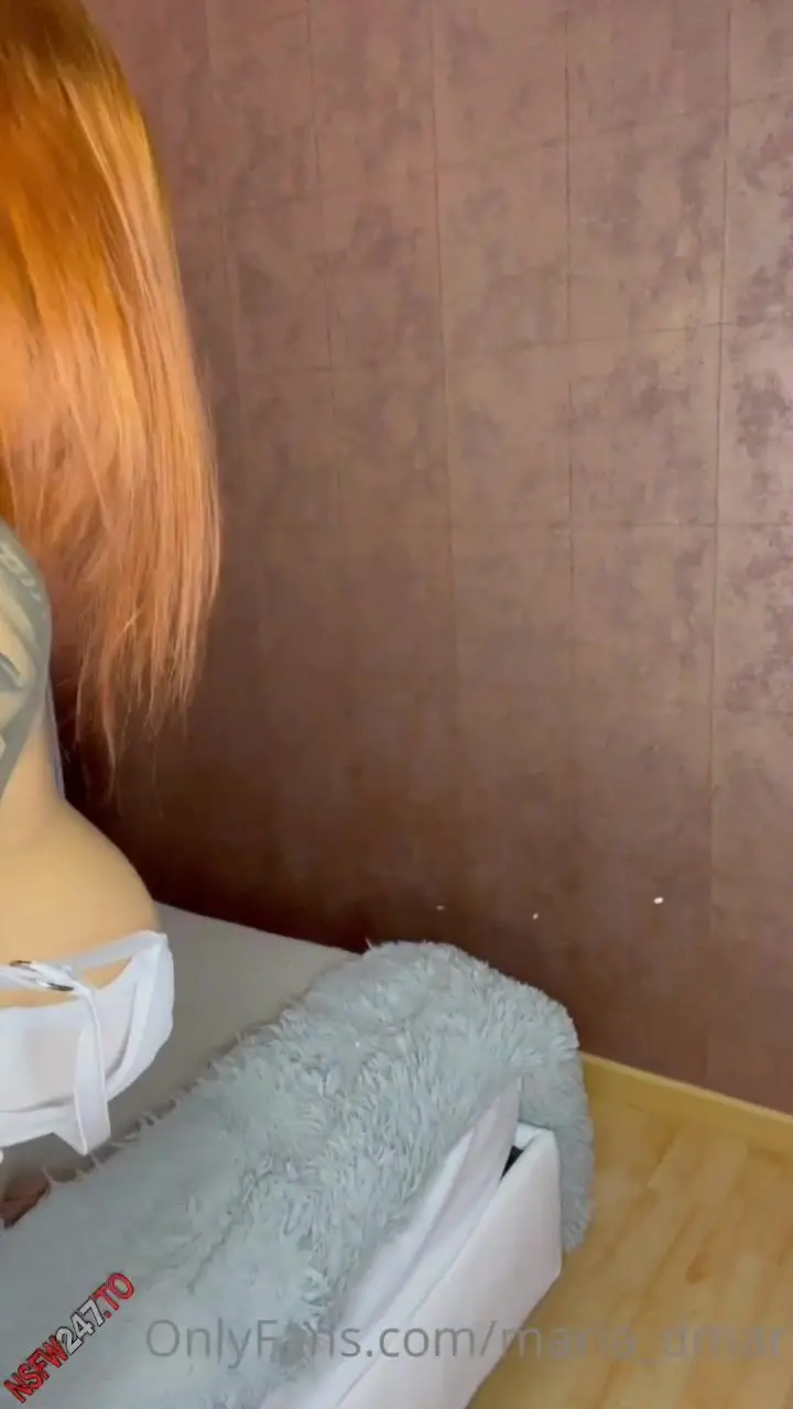 Maria del Mar anal dildo play on bed porn video