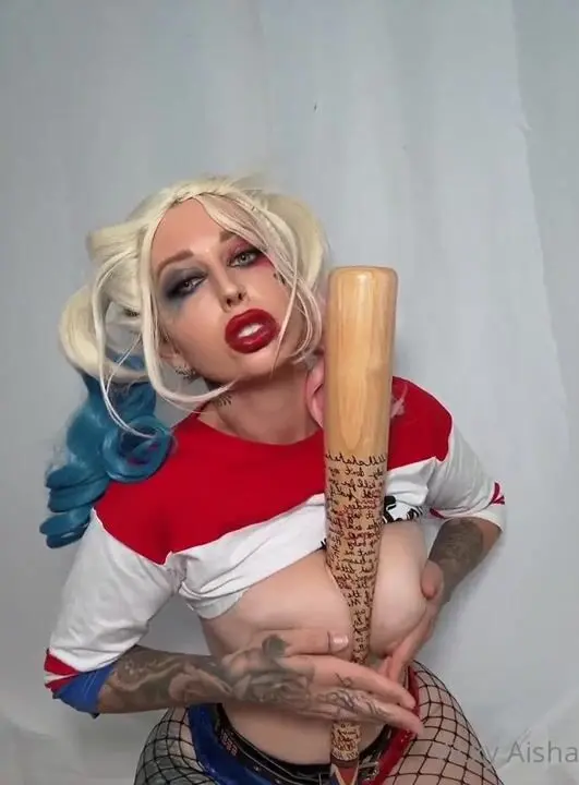 Vicky Aisha H@rl3y Qu!nn Blowing