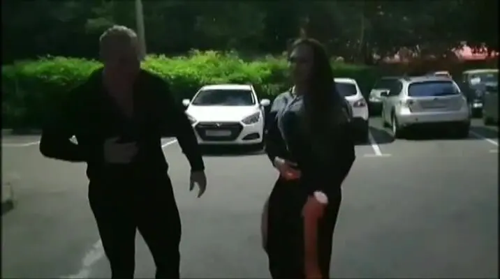 Amazonka Carries Man At The Parking Lot
