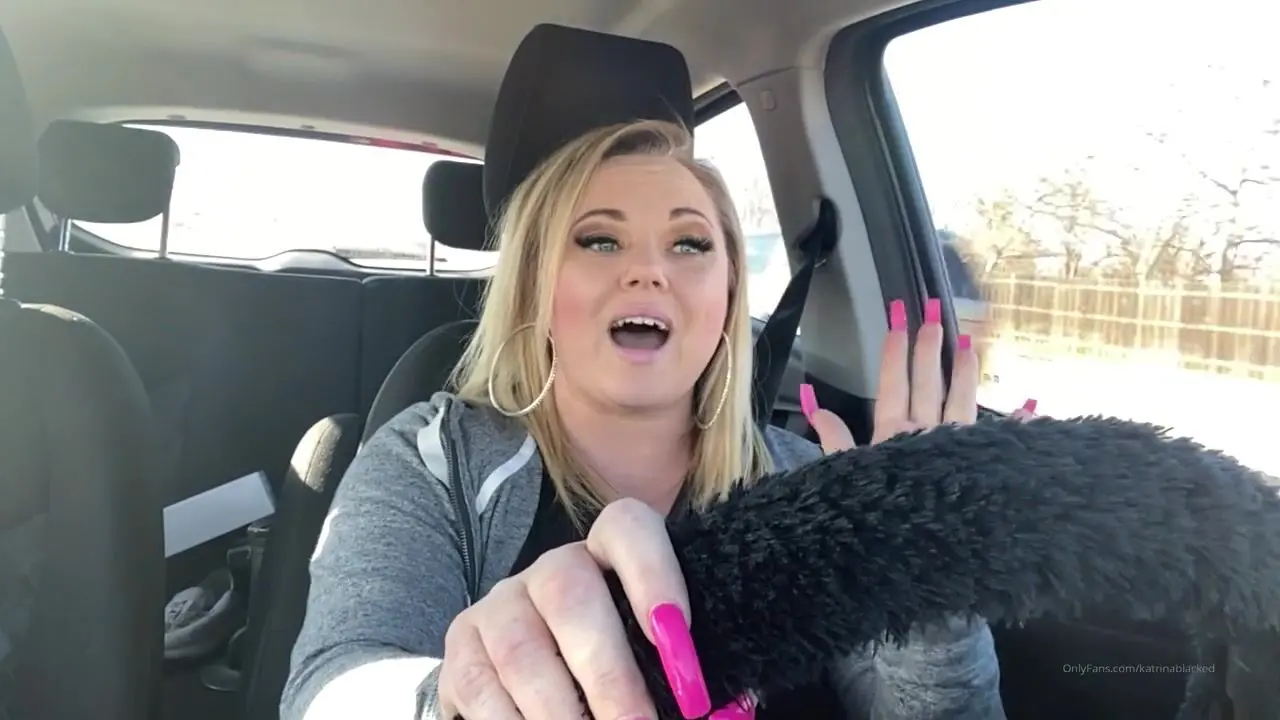 katrinathicc 12 01 2020 124679077 daily vlog 1 12 20 on my way to suck a fan and exciting news about
