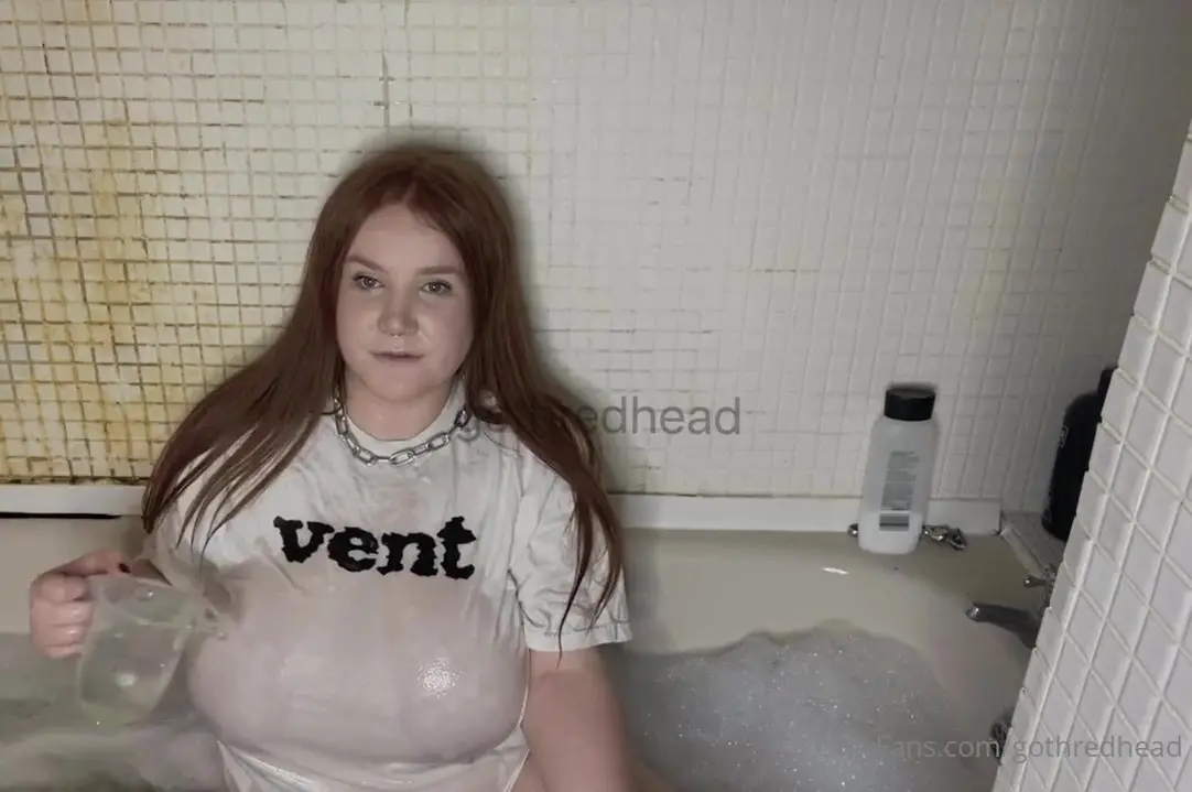 Gothredhead - gothredhead do you think i d win a wet t shirt contest